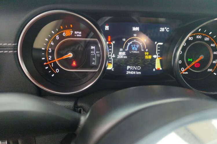 Used Jeep Wrangler 2021 2.0T 80th Anniversary Edition Odometer Close Up