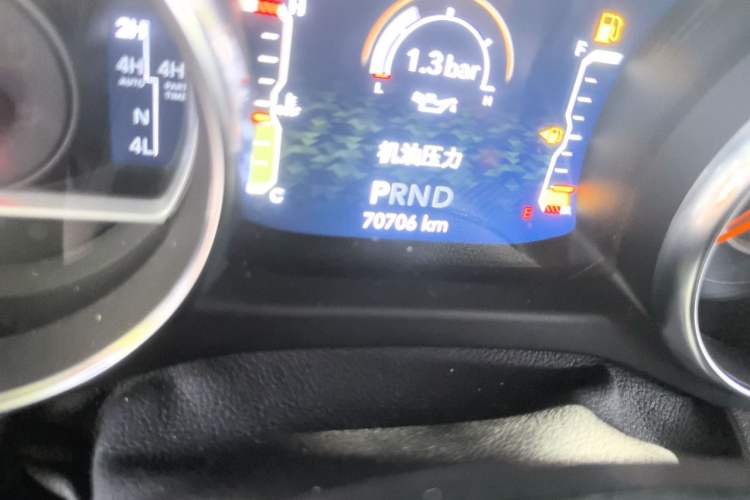 Used Jeep Wrangler 2021 2.0T Sahara Four-Door Edition Odometer Close Up