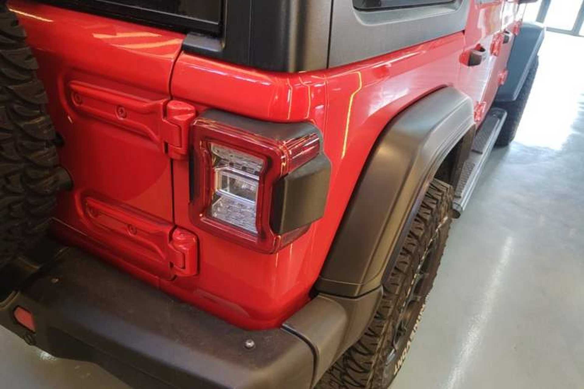 Used Jeep Wrangler 2021 2.0T Robin Hood Four-Door Edition Right Rear Taillight