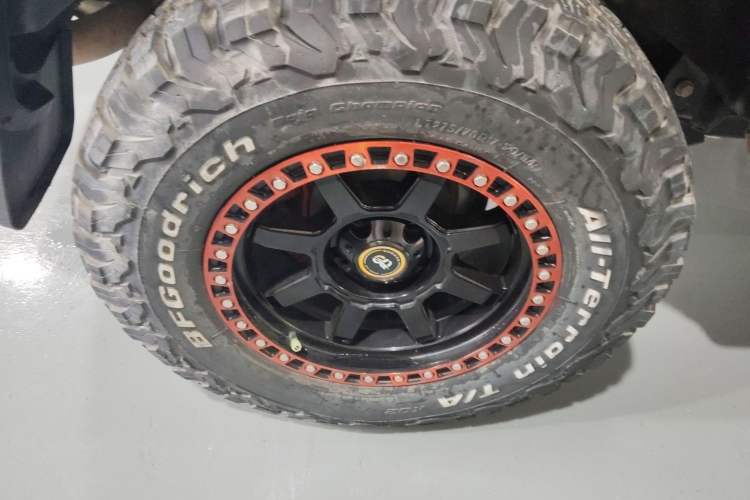 Used Jeep Wrangler 2021 2.0T Sahara Four-Door Edition Right Rear Wheel Hub