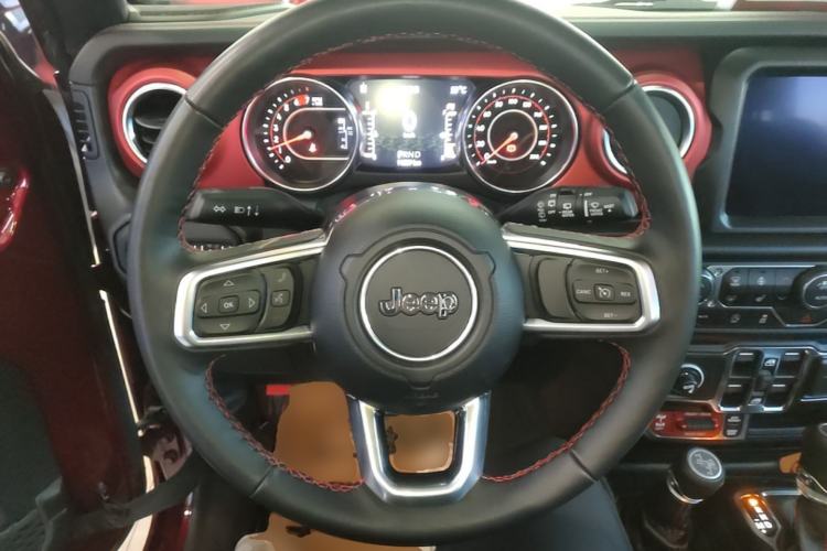 Used Jeep Wrangler 2021 2.0T Robin Hood Four-Door Edition Steering Wheel