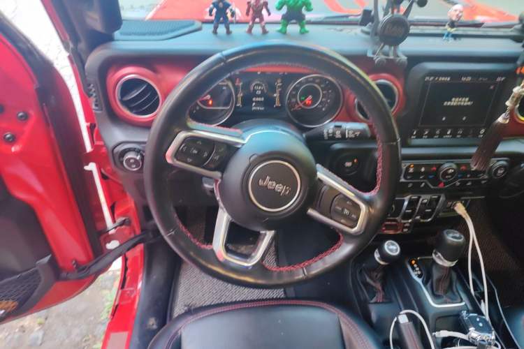 Used Jeep Wrangler 2021 2.0T Robin Hood Four-Door Edition Steering Wheel