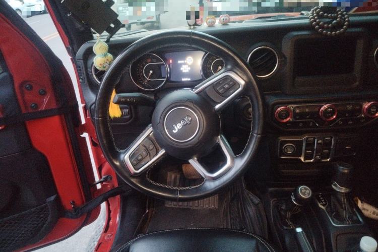 Used Jeep Wrangler 2021 2.0T Sahara Four-Door Edition Steering Wheel