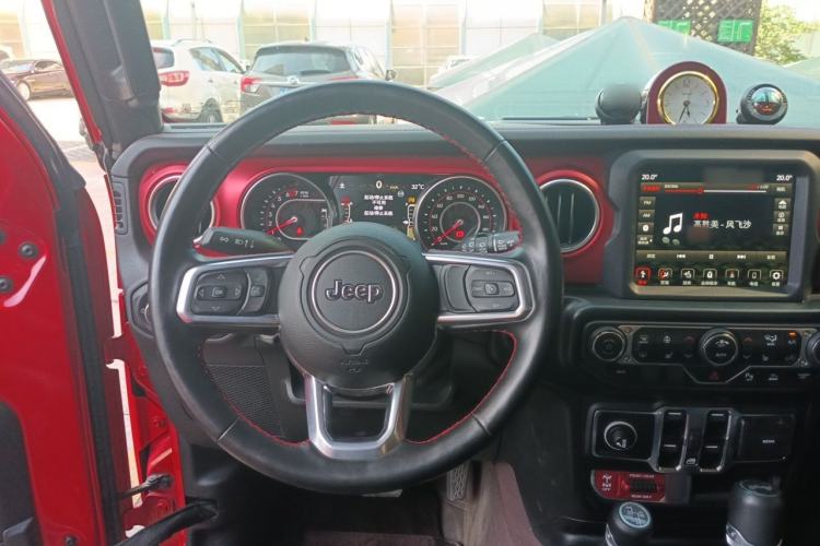 Used Jeep Wrangler 2021 2.0T Robin Hood Four-Door Edition Steering Wheel