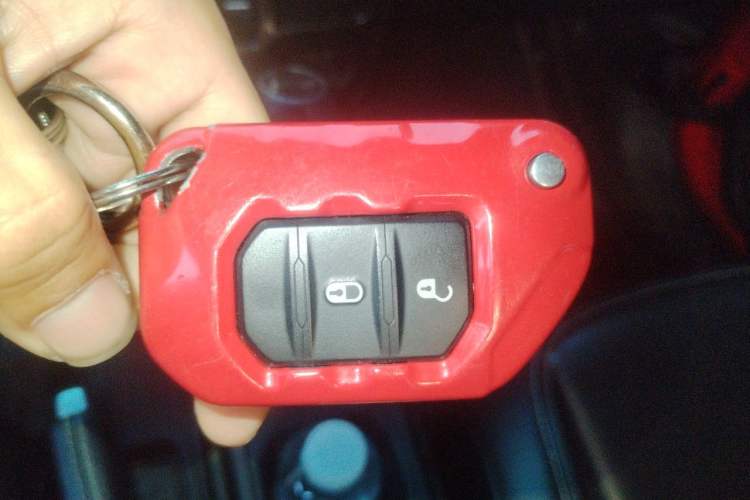 Used Jeep Wrangler 2021 2.0T Sahara Four-Door Edition Vehicle Key