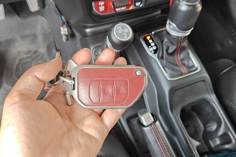 Used Jeep Wrangler 2021 2.0T Robin Hood Four-Door Edition Vehicle Key