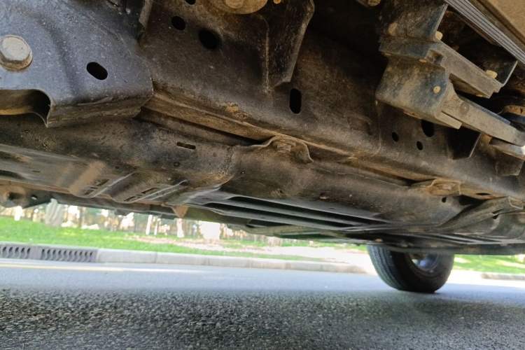 Used Jeep Wrangler 2021 2.0T Sahara Four-Door Edition Chassis Front Right