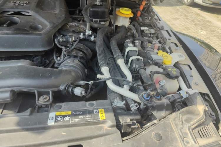 Used Jeep Wrangler 2021 2.0T Robin Hood Four-Door Edition Engine Bay Left