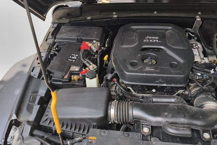 Used Jeep Wrangler 2021 2.0T Robin Hood Four-Door Edition Engine Bay Right