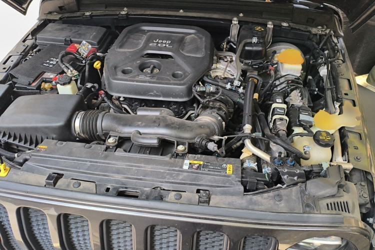Used Jeep Wrangler 2021 2.0T Robin Hood Four-Door Edition Engine Bay