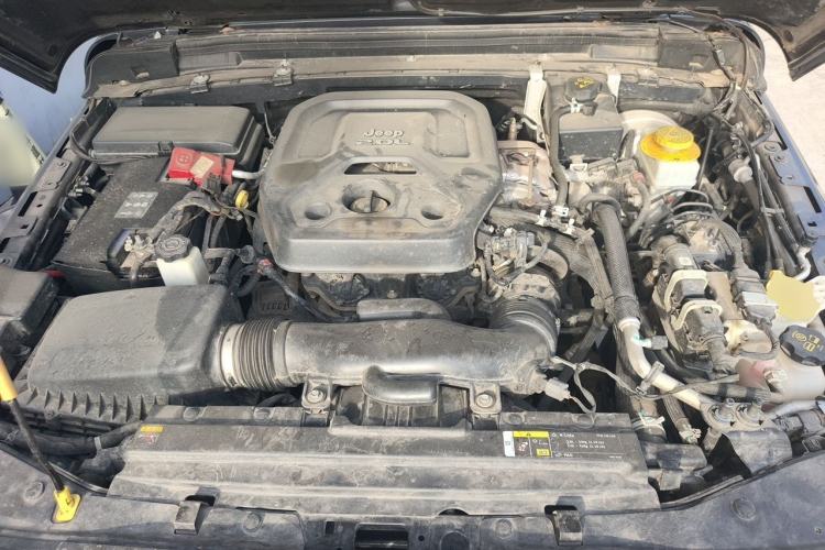 Used Jeep Wrangler 2021 2.0T Sahara Four-Door Edition Engine Bay