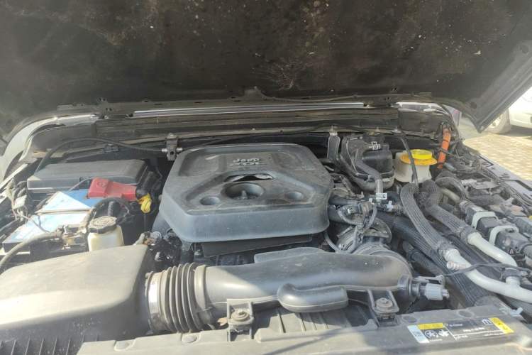 Used Jeep Wrangler 2021 2.0T Robin Hood Four-Door Edition Engine Bay
