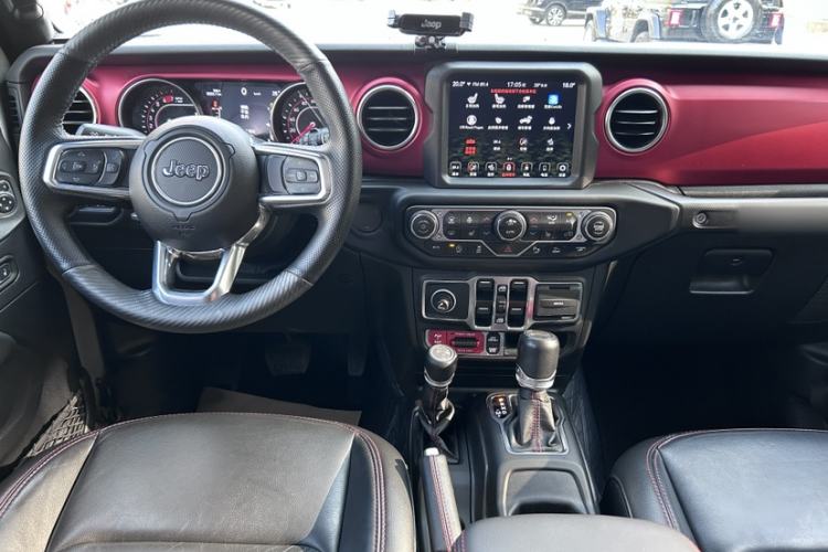 Used Jeep Wrangler 2021 2.0T Robin Hood Four-Door Edition Interior 4