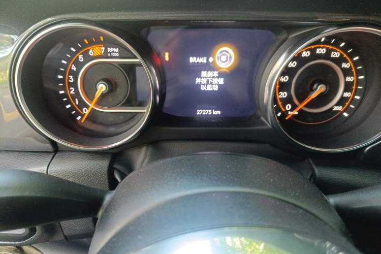 Used Jeep Wrangler 2021 2.0T Sahara Four-Door Edition Odometer Close Up