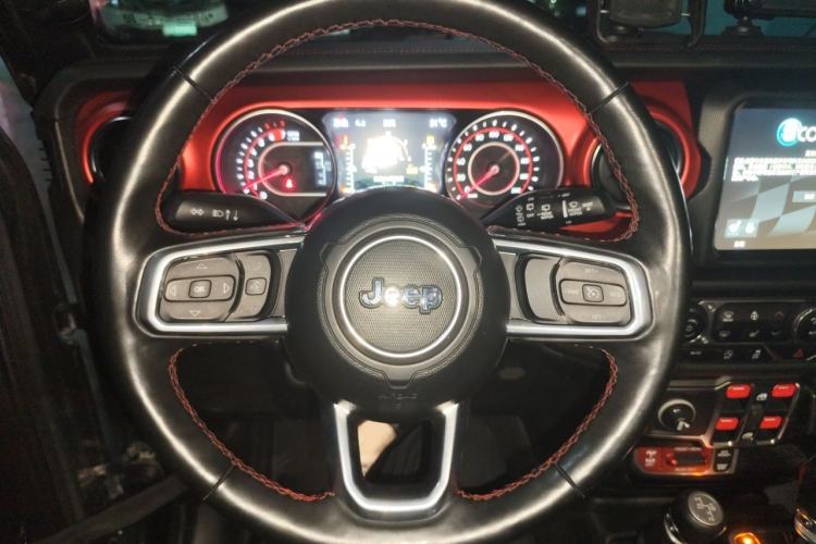 Used Jeep Wrangler 2021 2.0T Robin Hood Four-Door Edition Steering Wheel