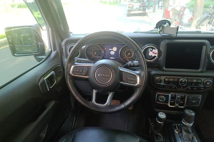 Used Jeep Wrangler 2021 2.0T Sahara Four-Door Edition Steering Wheel