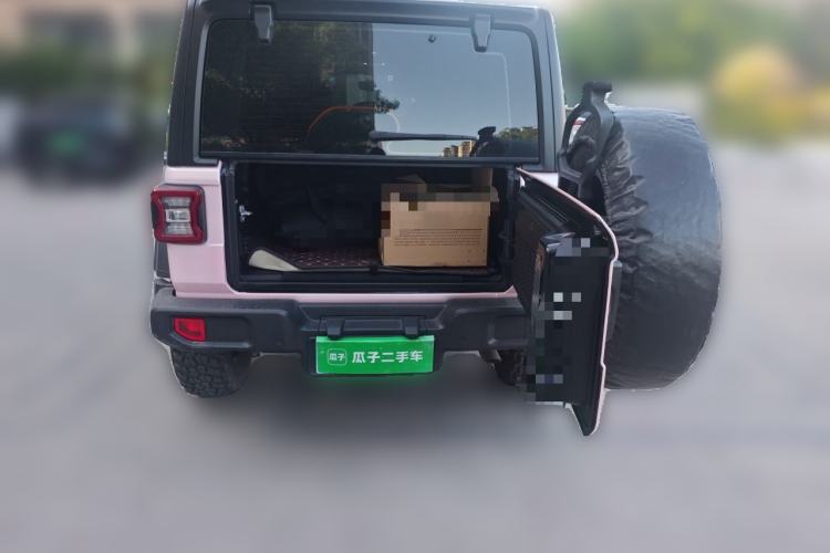 Used Jeep Wrangler 2021 2.0T Robin Hood Four-Door Edition Trunk