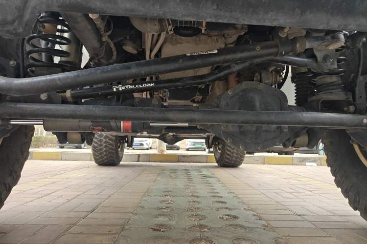 Used Jeep Wrangler 2021 2.0T Sahara Four-Door Edition Chassis Front