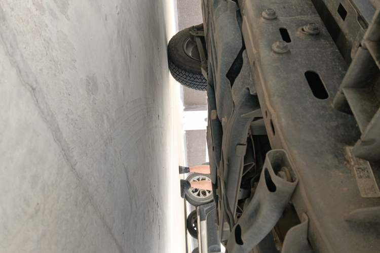Used Jeep Wrangler 2021 2.0T Sahara Four-Door Edition Chassis Front Right