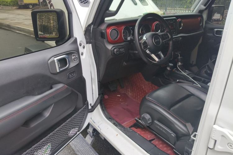Used Jeep Wrangler 2021 2.0T Robin Hood Four-Door Edition Driver Seat
