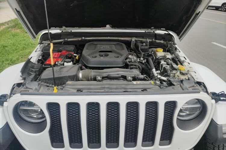 Used Jeep Wrangler  Engine Bay