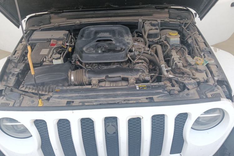Used Jeep Wrangler 2021 2.0T Sahara Four-Door Edition Engine Bay
