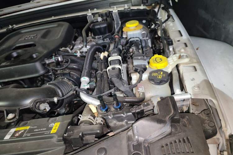 Used Jeep Wrangler 2021 2.0T Sahara Two-Door Edition Engine Bay Left