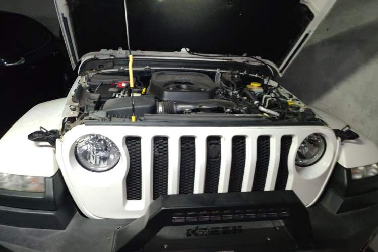 Used Jeep Wrangler 2021 2.0T Sahara Two-Door Edition Engine Bay