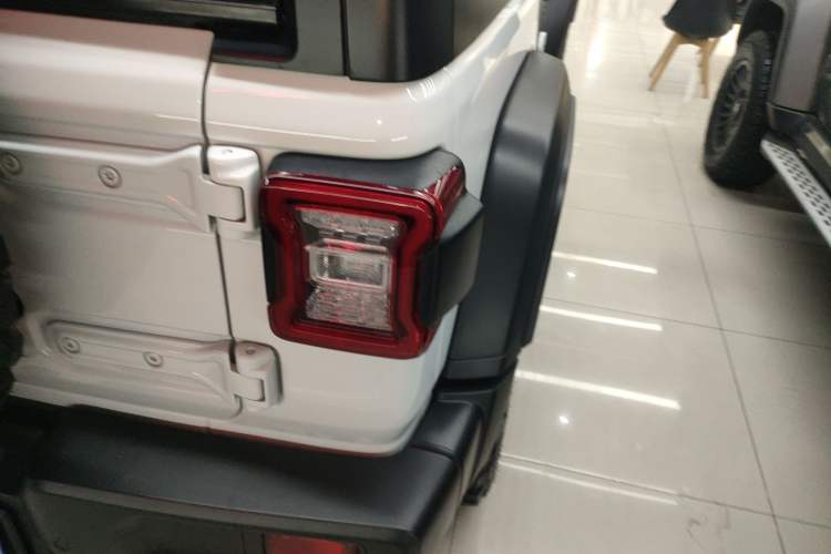 Used Jeep Wrangler 2021 2.0T Robin Hood two-door version Exterior 6