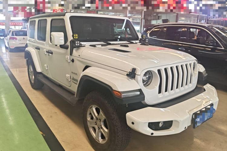 Used Jeep Wrangler 2021 2.0T Sahara Four-Door Edition Front Right 45 Deg