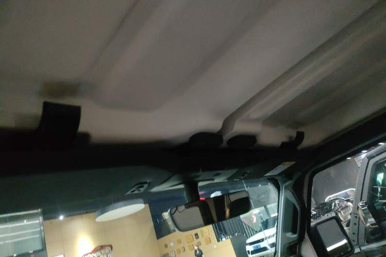 Used Jeep Wrangler 2021 2.0T Robin Hood two-door version Headliner