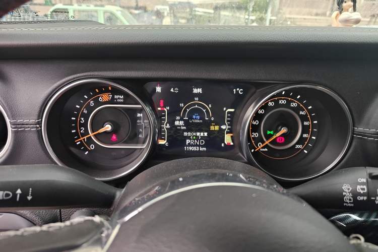 Used Jeep Wrangler 2021 2.0T Sahara Four-Door Edition Instrument Cluster