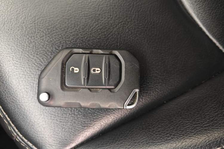 Used Jeep Wrangler 2021 2.0T Sahara Four-Door Edition Interior 1