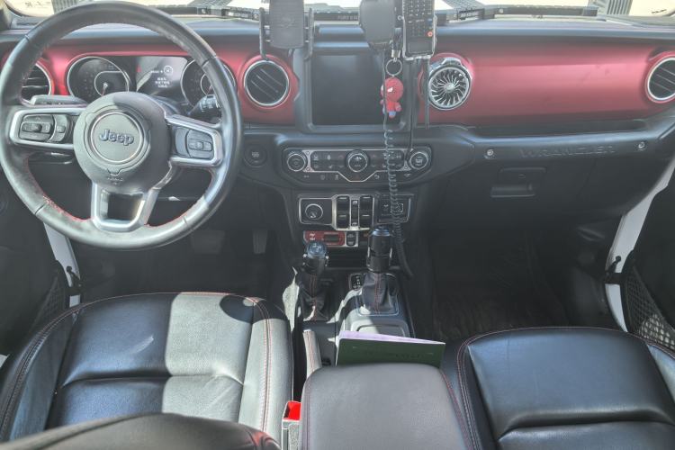 Used Jeep Wrangler 2021 2.0T Robin Hood Four-Door Edition Interior 1