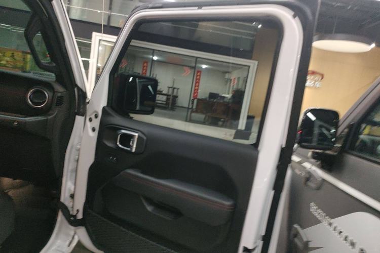 Used Jeep Wrangler 2021 2.0T Robin Hood two-door version Interior 5