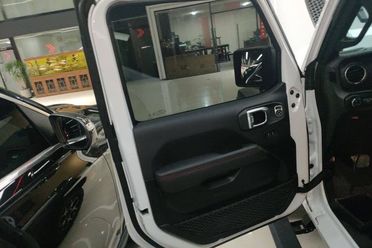 Used Jeep Wrangler 2021 2.0T Robin Hood two-door version Interior 8