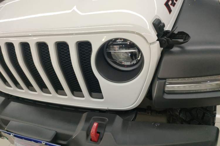 Used Jeep Wrangler 2021 2.0T Robin Hood two-door version Left Front Headlight