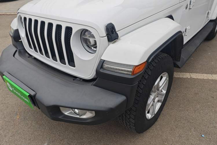 Used Jeep Wrangler 2021 2.0T Sahara Four-Door Edition Left Front Headlight