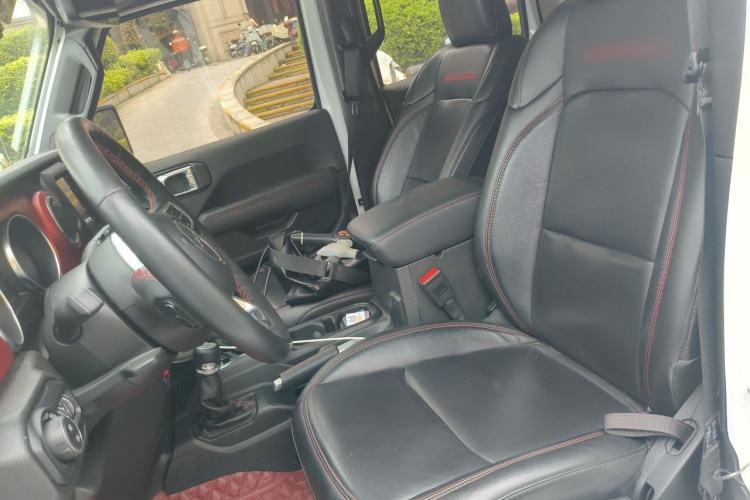 Used Jeep Wrangler 2021 2.0T Robin Hood Four-Door Edition Left Front Seat
