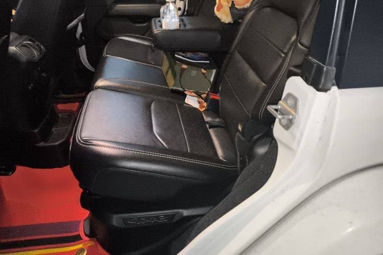 Used Jeep Wrangler 2021 2.0T Sahara Four-Door Edition Left Rear Seat