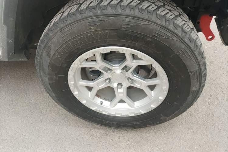 Used Jeep Wrangler  Right Front Wheel Hub