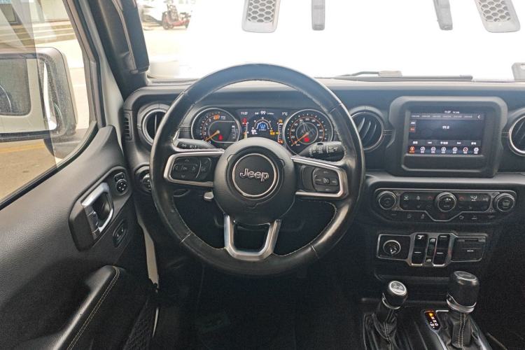 Used Jeep Wrangler 2021 2.0T Sahara Four-Door Edition Steering Wheel