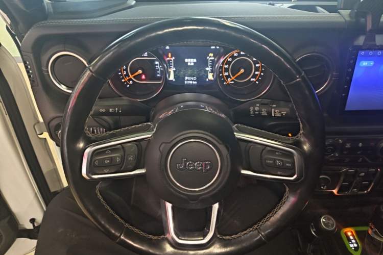 Used Jeep Wrangler 2021 2.0T Sahara Four-Door Edition Steering Wheel