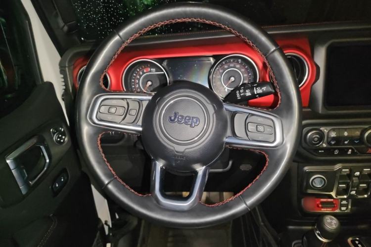 Used Jeep Wrangler 2021 2.0T Robin Hood Four-Door Edition Steering Wheel