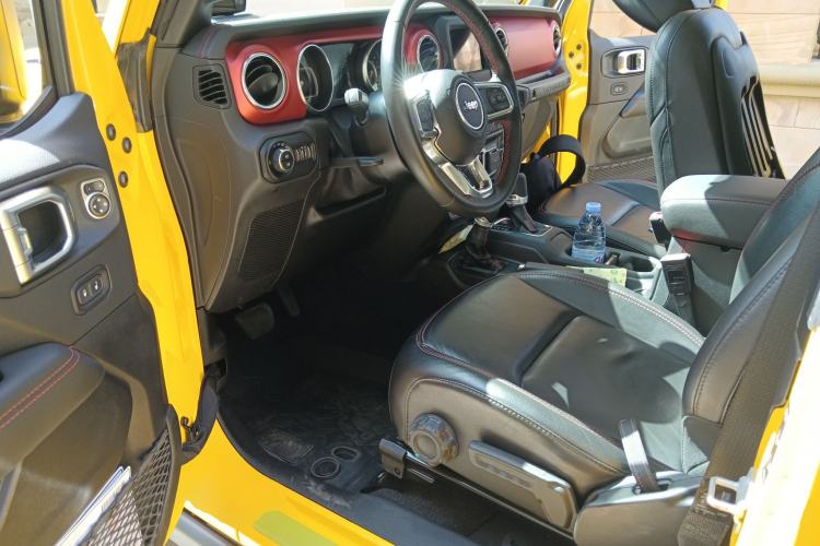 Used Jeep Wrangler 2021 2.0T Robin Hood two-door version Driver Seat