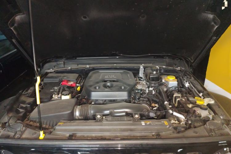 Used Jeep Wrangler 2022 2.0T High Altitude Four-Door Edition Engine Bay