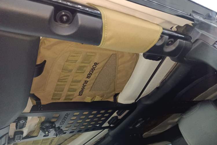 Used Jeep Wrangler 2022 2.0T High Altitude Four-Door Edition Headliner