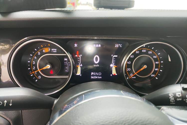 Used Jeep Wrangler 2022 2.0T High Altitude Four-Door Edition Instrument Cluster
