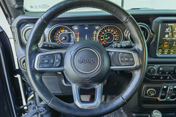 Used Jeep Wrangler 2022 2.0T High Altitude Four-Door Edition Interior 2