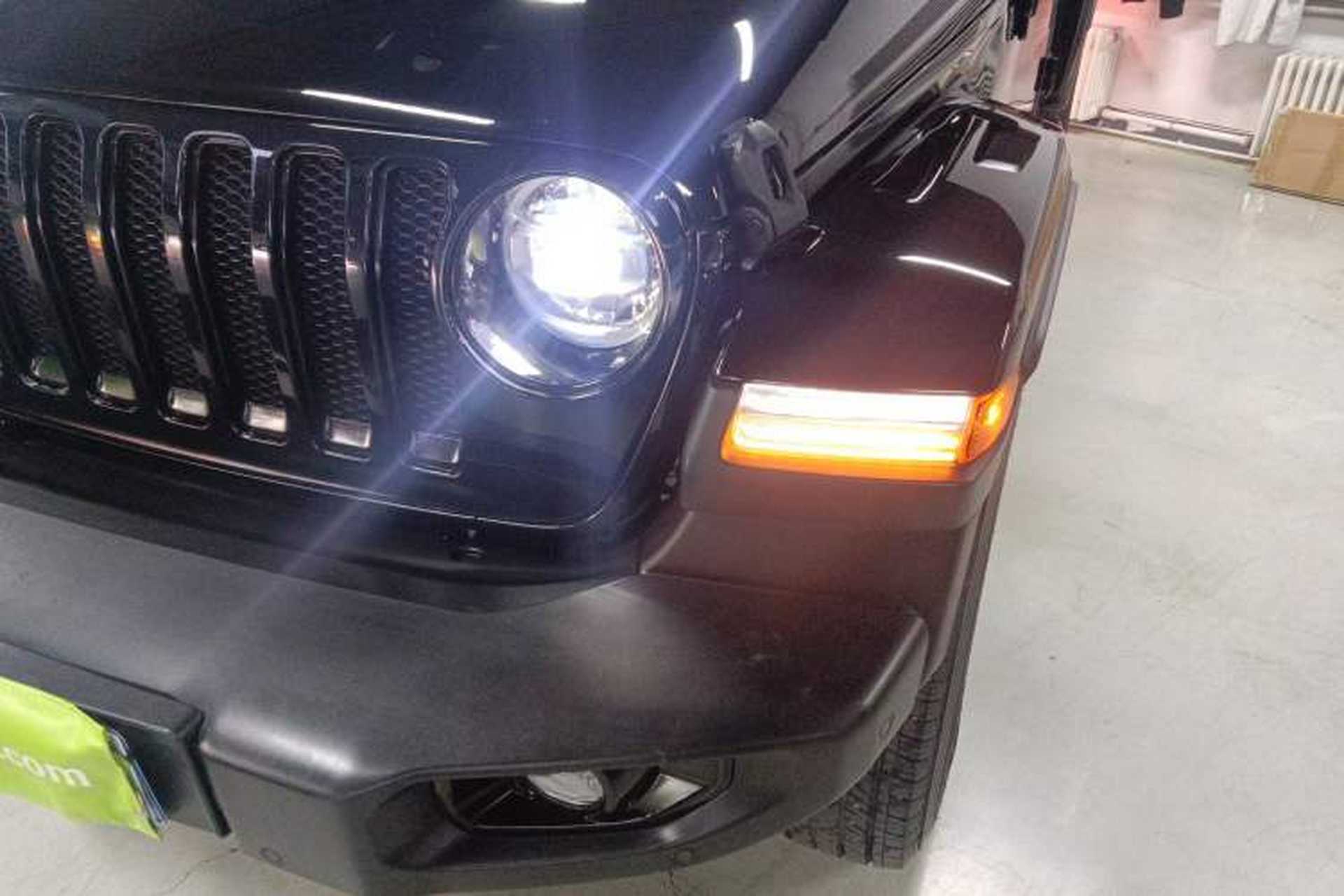 Used Jeep Wrangler 2022 2.0T High Altitude Four-Door Edition Left Front Headlight